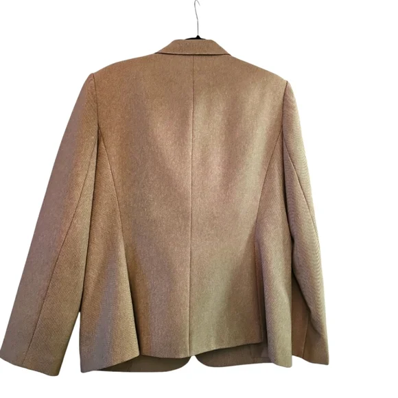 Emily Women’s Blazer and skirt Set size 14 Camel Washable - Picture 2 of 8
